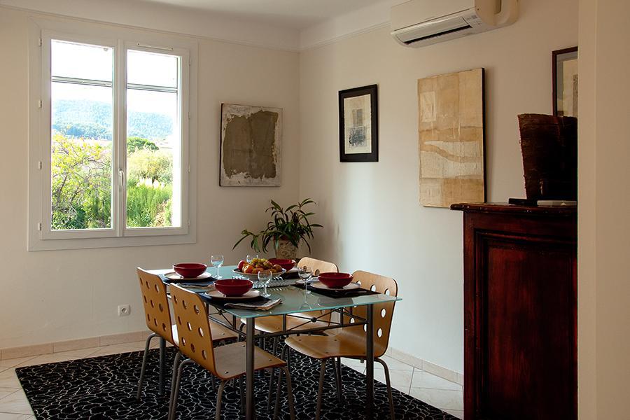 Appartement D Artiste Hyeres Luaran gambar