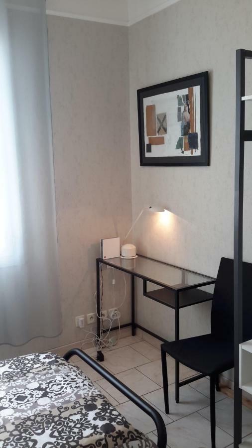 Appartement D Artiste Hyeres Luaran gambar